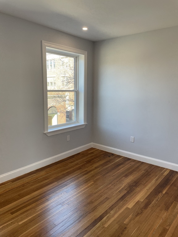 3 bed, 2 bath apartment for rent at 3 Alton Pl Unit 2, Coolidge Corner — photo 36 of 39
