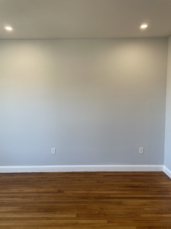 3 bed, 2 bath apartment for rent at 3 Alton Pl Unit 2, Coolidge Corner — photo 26 of 39