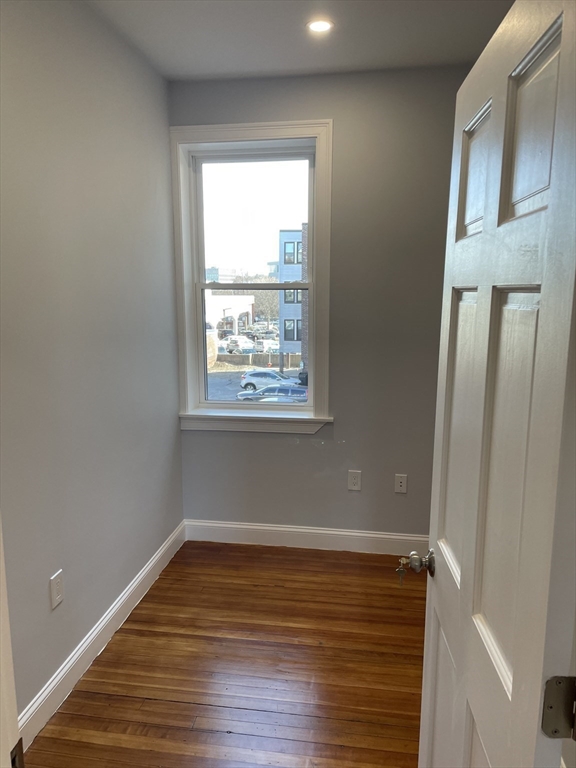 3 bed, 2 bath apartment for rent at 3 Alton Pl Unit 2, Coolidge Corner — photo 37 of 39