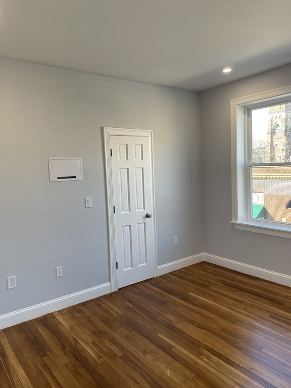 3 bed, 2 bath apartment for rent at 3 Alton Pl Unit 2, Coolidge Corner — photo 33 of 39