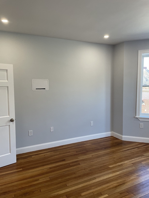 3 bed, 2 bath apartment for rent at 3 Alton Pl Unit 2, Coolidge Corner — photo 29 of 39