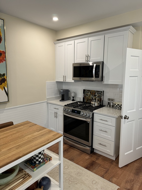 3 bed, 2 bath apartment for rent at 3 Alton Pl Unit 2, Coolidge Corner — photo 5 of 39