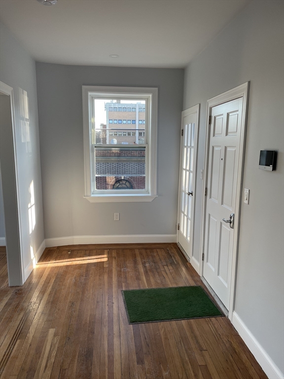 3 bed, 2 bath apartment for rent at 3 Alton Pl Unit 2, Coolidge Corner — photo 11 of 39