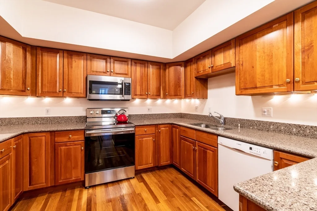 2 bed, 1 bath apartment for rent at 3 Appleton St Unit 102, South End — photo 4 of 11