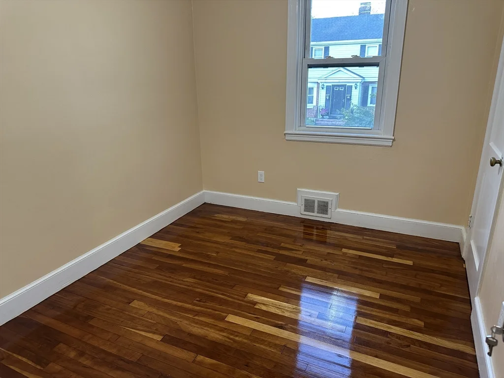 3 bed, 1 bath apartment for rent at 3 Arborcrest Unit 2, Mattapan — photo 20 of 29