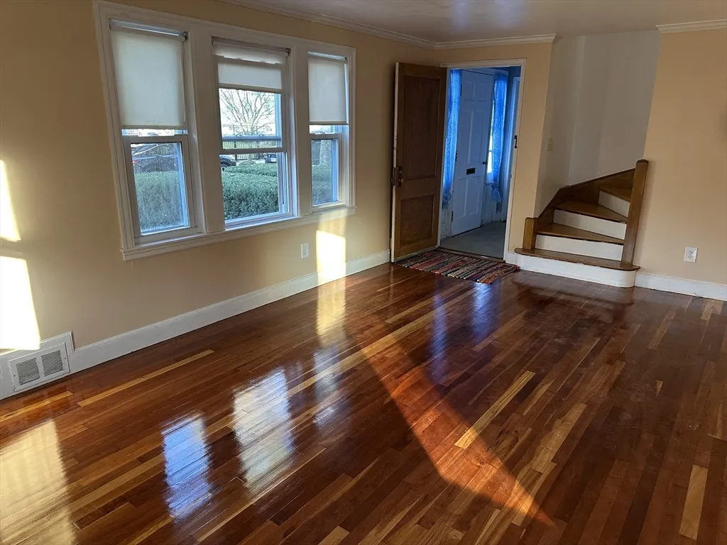 3 bed, 1 bath apartment for rent at 3 Arborcrest Unit 2, Mattapan — photo 8 of 29