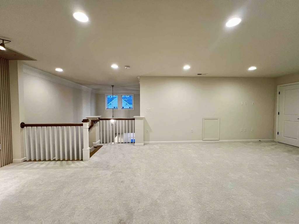 3 bed, 3 bath apartment for rent at 3 Archer Dr Unit 3, Woburn — photo 15 of 33