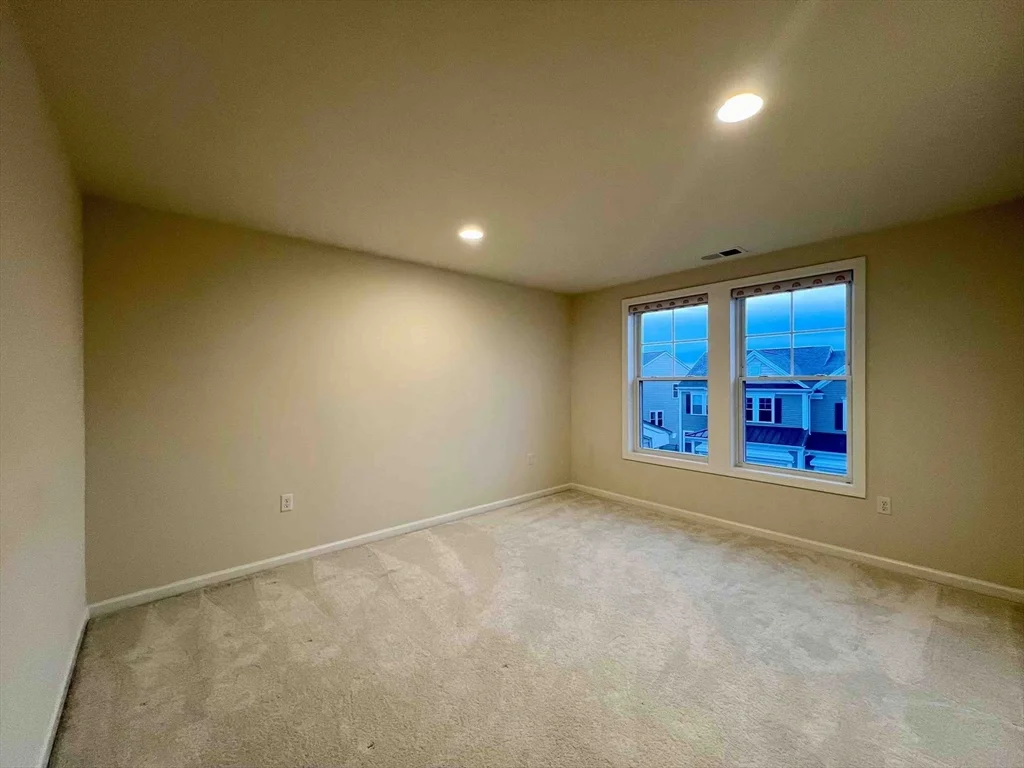 3 bed, 3 bath apartment for rent at 3 Archer Dr Unit 3, Woburn — photo 19 of 33