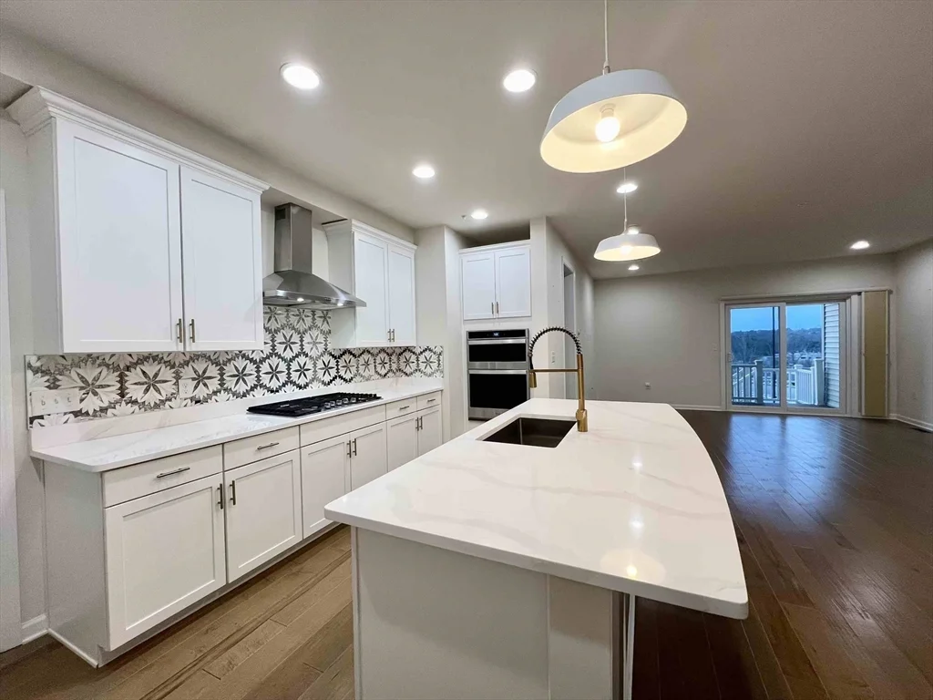 3 bed, 3 bath apartment for rent at 3 Archer Dr Unit 3, Woburn — photo 5 of 33