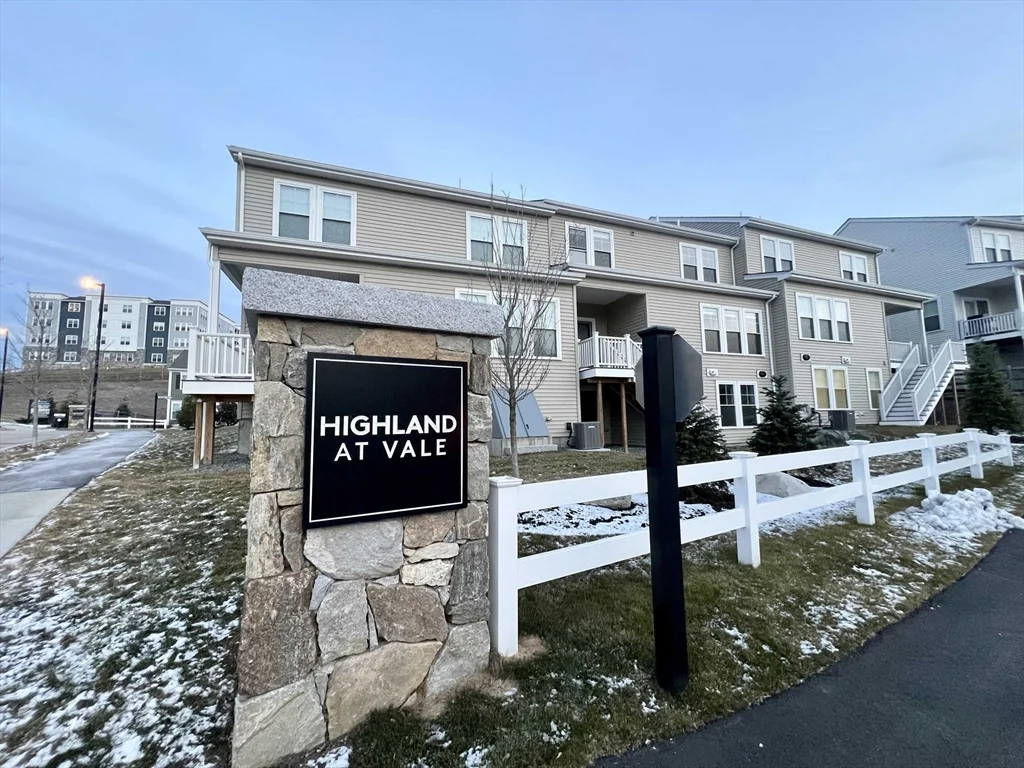 3 bed, 3 bath apartment for rent at 3 Archer Dr Unit 3, Woburn — photo 33 of 33