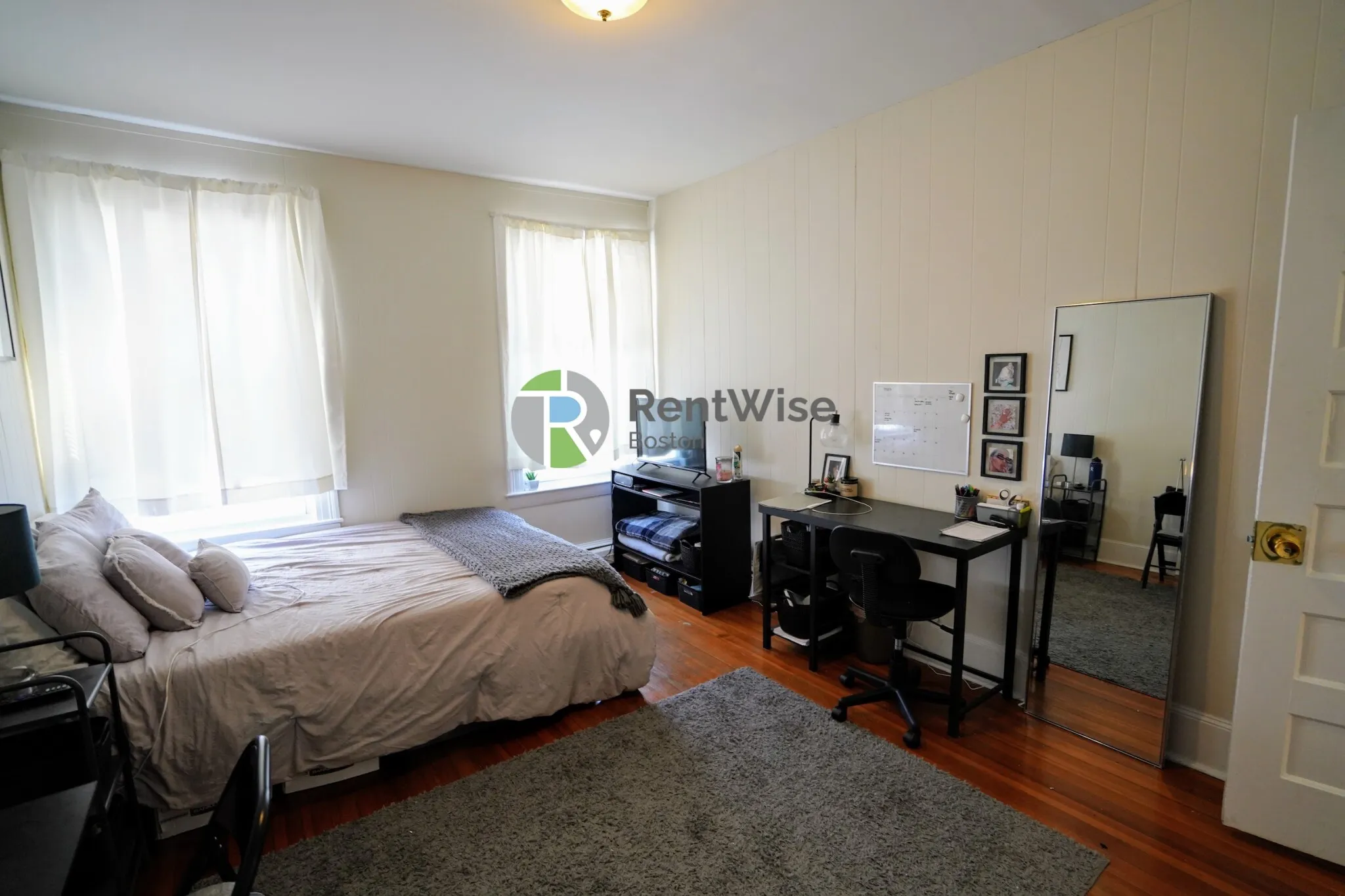 4 bed, 2 bath apartment for rent at 3 Ashford Ct Unit 3, Allston — photo 13 of 19