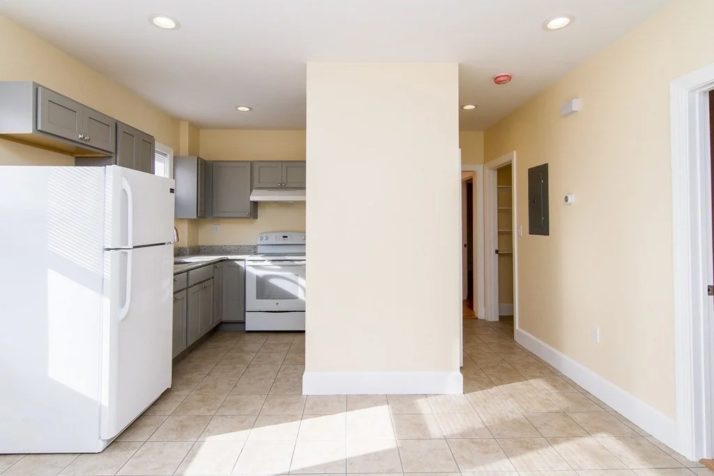 3 bed, 1 bath apartment for rent at 3 Atlantic Ave Unit 0, Attleboro — photo 1 of 26