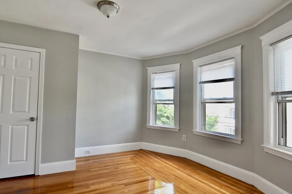 3 bed, 1 bath apartment for rent at 3 Bailey St Unit 2, Dorchester — photo 5 of 17