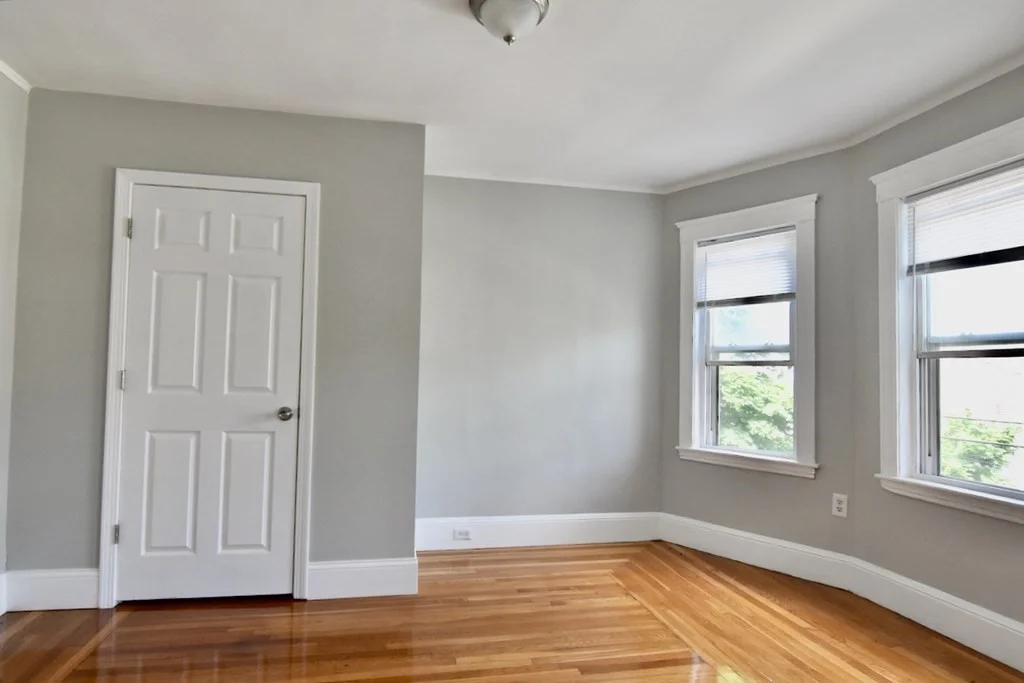 3 bed, 1 bath apartment for rent at 3 Bailey St Unit 2, Dorchester — photo 4 of 17