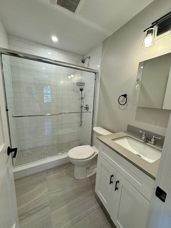 3 bed, 2 bath apartment for rent at 3 Bartlett St Unit 2, Charlestown — photo 10 of 19