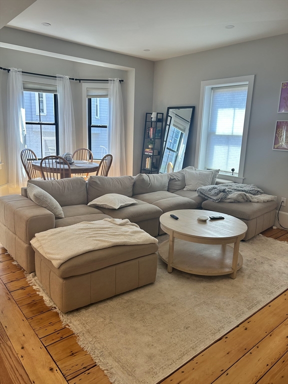 3 bed, 2 bath apartment for rent at 3 Bartlett St Unit 2, Charlestown — photo 13 of 19