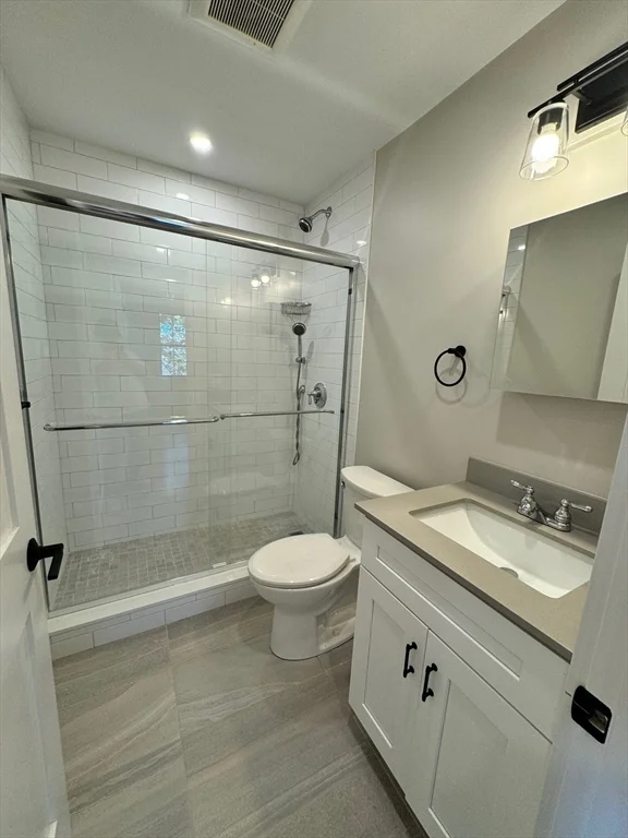3 bed, 2 bath apartment for rent at 3 Bartlett Unit 1, Charlestown — photo 11 of 18