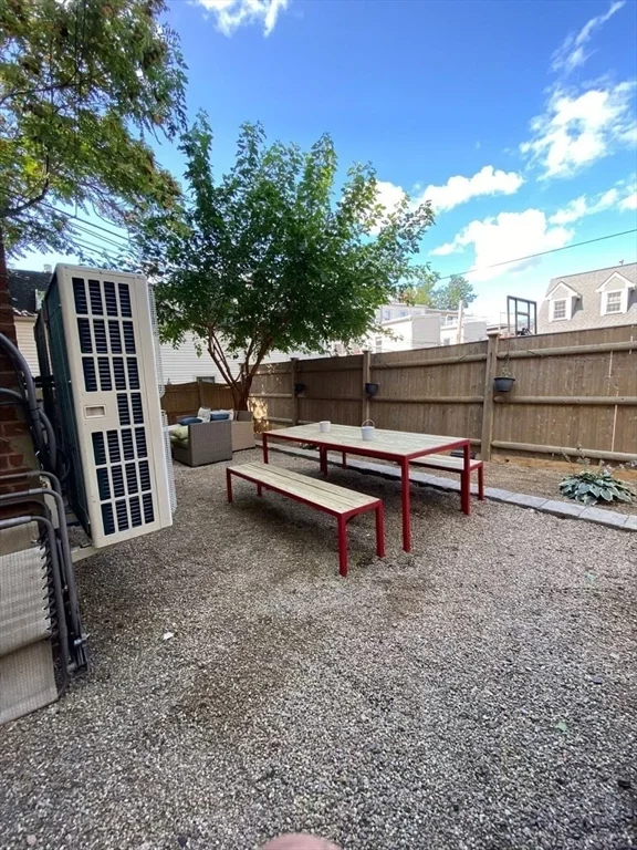 3 bed, 2 bath apartment for rent at 3 Bartlett Unit 1, Charlestown — photo 16 of 18