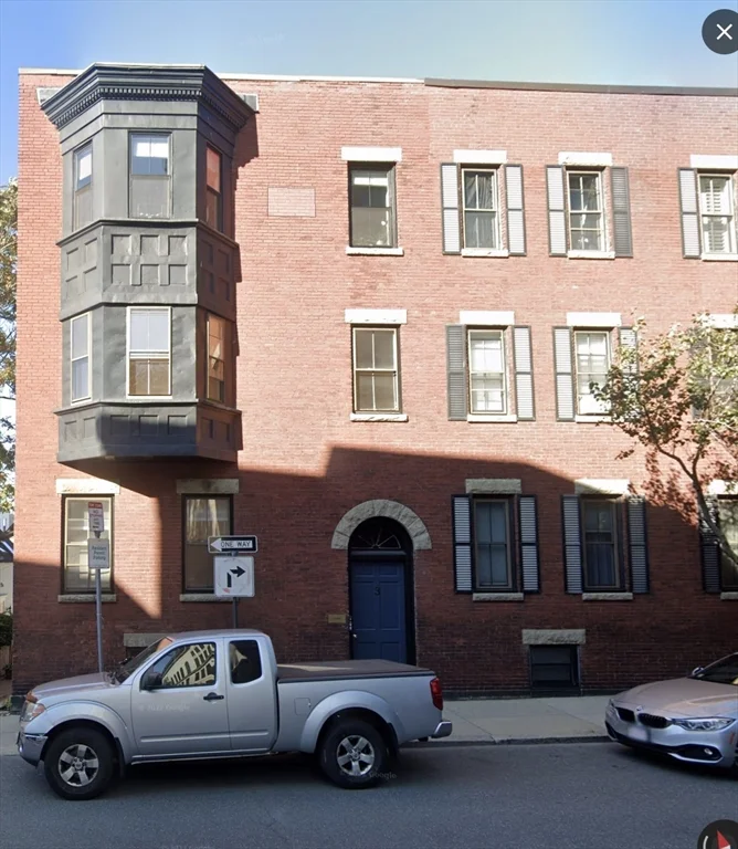 1 bed, 1 bath apartment for rent at 3 Bartlett Unit B, Charlestown