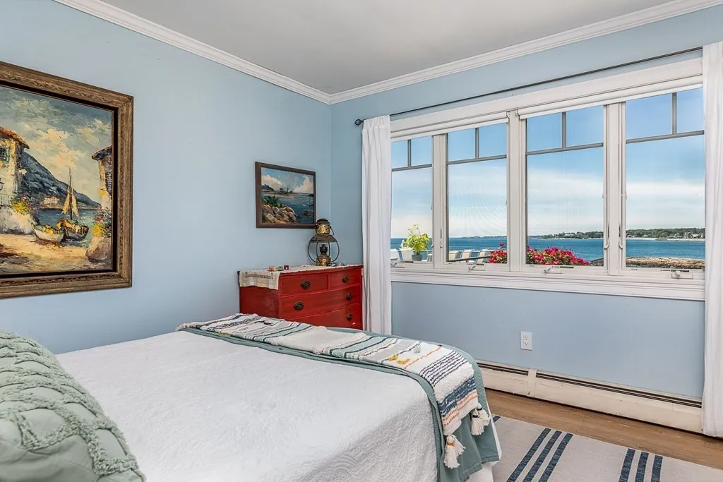 3 bed, 2 bath apartment for rent at 3 Bass Rock Ln, Marblehead — photo 16 of 27