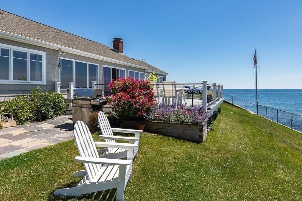 3 bed, 2 bath apartment for rent at 3 Bass Rock Ln, Marblehead — photo 27 of 27