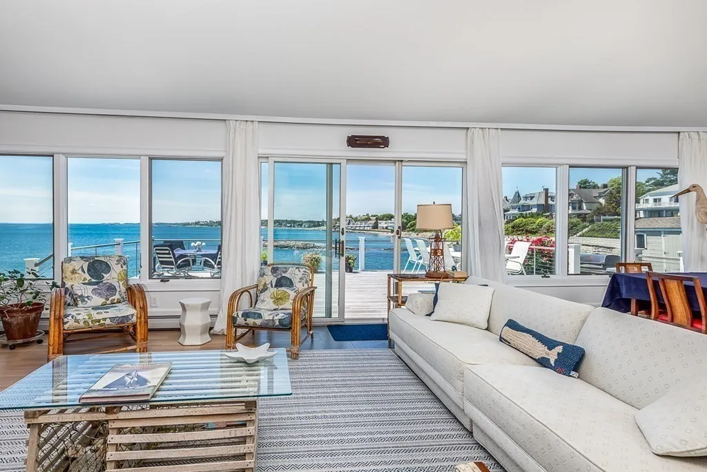 3 bed, 2 bath apartment for rent at 3 Bass Rock Ln, Marblehead — photo 5 of 27