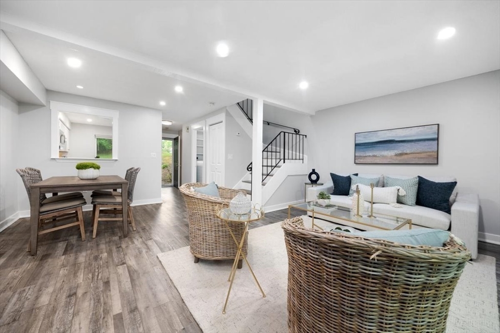 2 bed, 1 bath apartment for rent at 3 Beal Cove Unit 3E, Hingham — photo 3 of 5