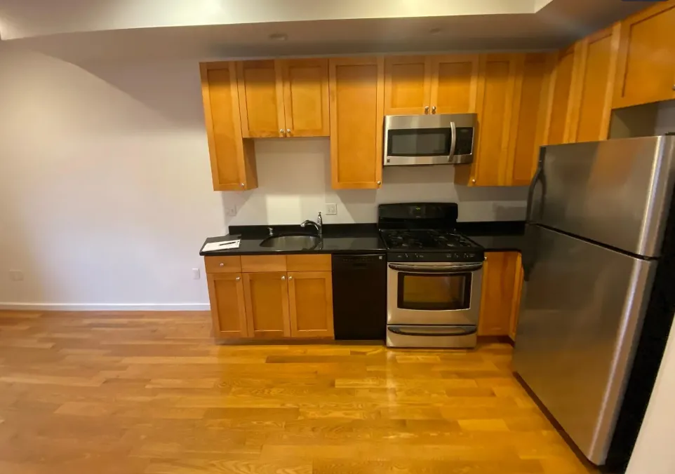 2 bed, 1 bath apartment for rent at 3 Beech St Unit 201, North Cambridge — photo 3 of 9