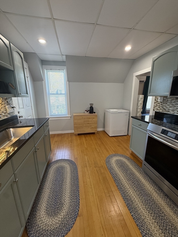 2 bed, 1 bath apartment for rent at 3 Beech Unit 2, Gardner — photo 3 of 14