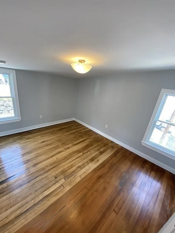 5 bed, 2 bath apartment for rent at 3 Bellevue Unit -, Waltham — photo 10 of 22