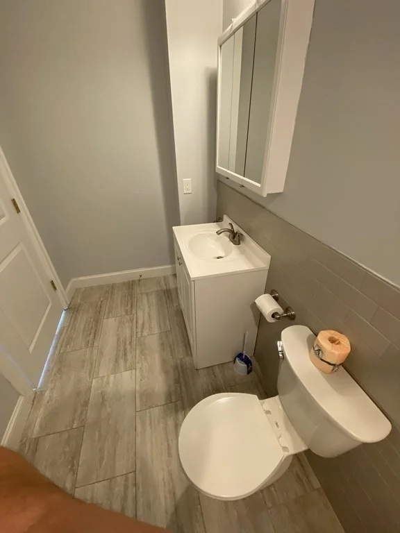 5 bed, 2 bath apartment for rent at 3 Bellevue Unit -, Waltham — photo 6 of 22
