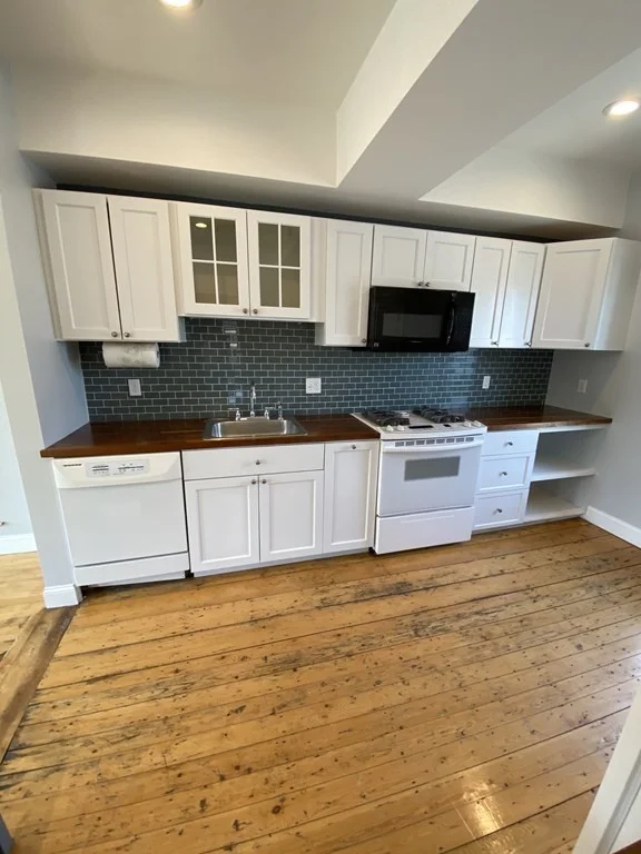 5 bed, 2 bath apartment for rent at 3 Bellevue Unit -, Waltham — photo 1 of 22