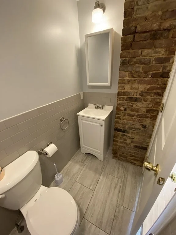 5 bed, 2 bath apartment for rent at 3 Bellevue Unit -, Waltham — photo 7 of 22