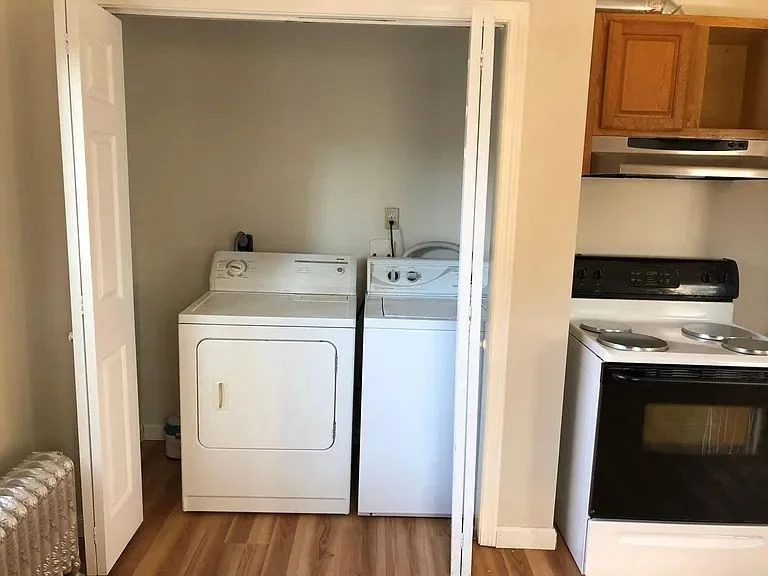 3 bed, 1 bath apartment for rent at 3 Belmont St Unit 2, Lowell — photo 5 of 15