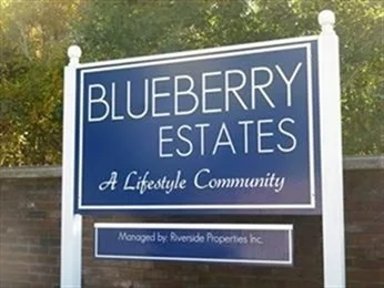 2 bed, 1 bath apartment for rent at 3 Blueberry Drive(55 Plus) Unit 6, Braintree Highlands — photo 2 of 24