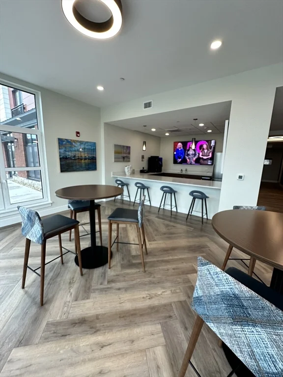 1 bed, 1 bath apartment for rent at 3 Boston Way Unit 113, Newburyport — photo 17 of 20
