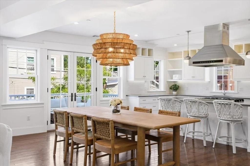 2 bed, 2 bath apartment for rent at 3 Brook St Unit A, Cohasset — photo 4 of 22