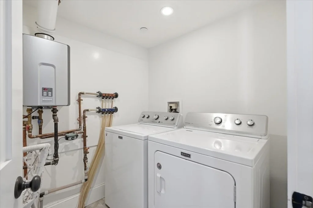 2 bed, 2 bath apartment for rent at 3 Brook St Unit A, Cohasset — photo 19 of 22