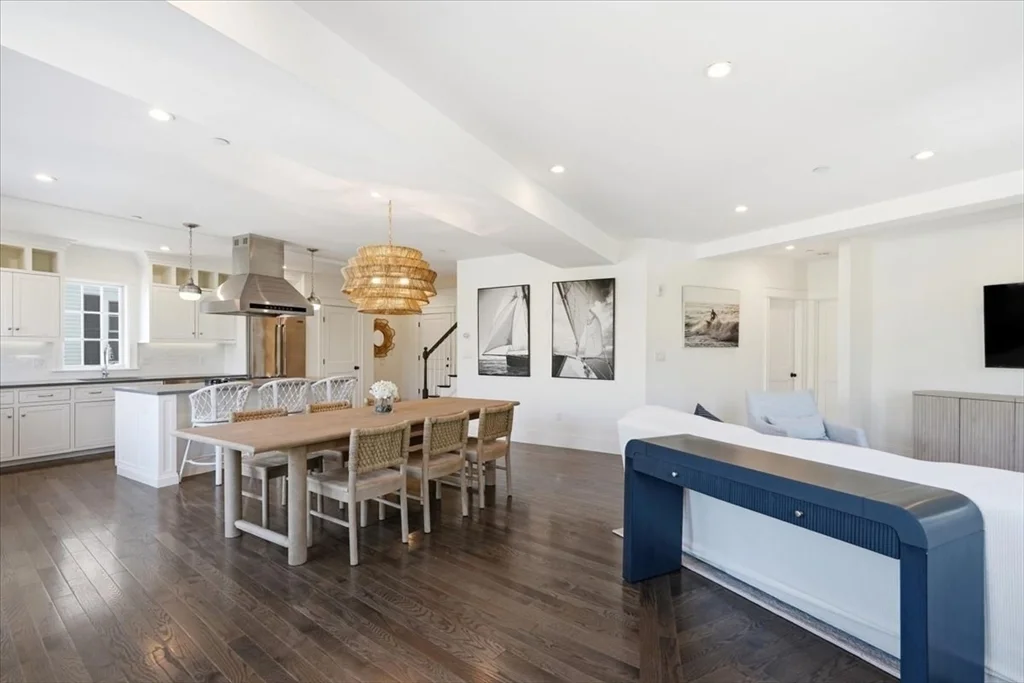 2 bed, 2 bath apartment for rent at 3 Brook St Unit A, Cohasset — photo 6 of 22
