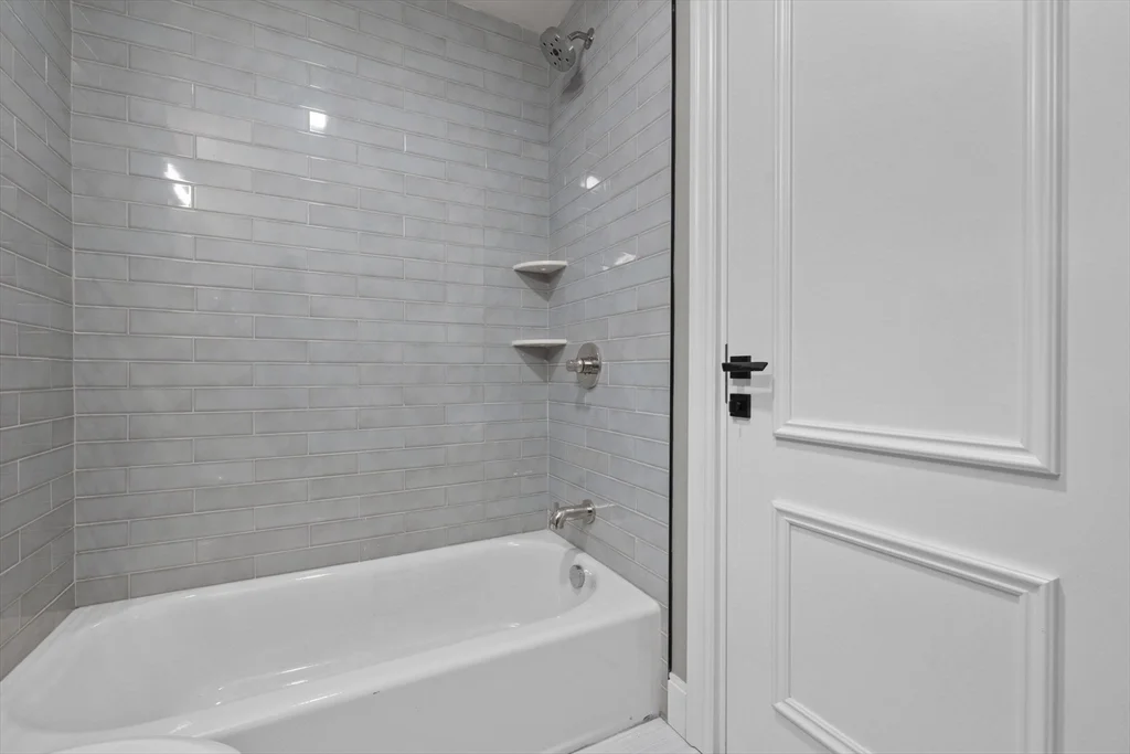 2 bed, 2 bath apartment for rent at 3 Burke Ln Unit 202, Wellesley — photo 14 of 18