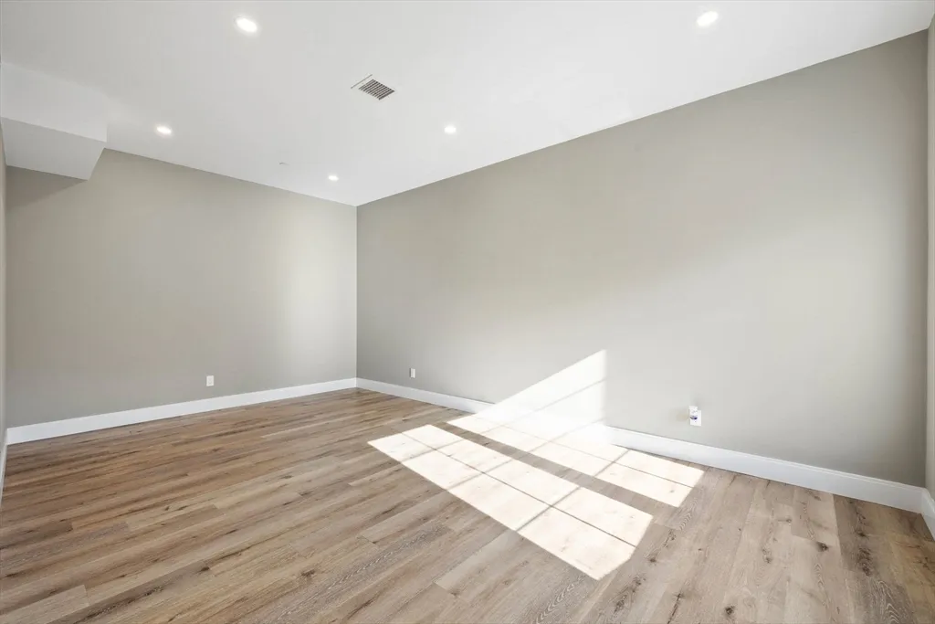 2 bed, 2 bath apartment for rent at 3 Burke Ln Unit 203, Wellesley — photo 9 of 23