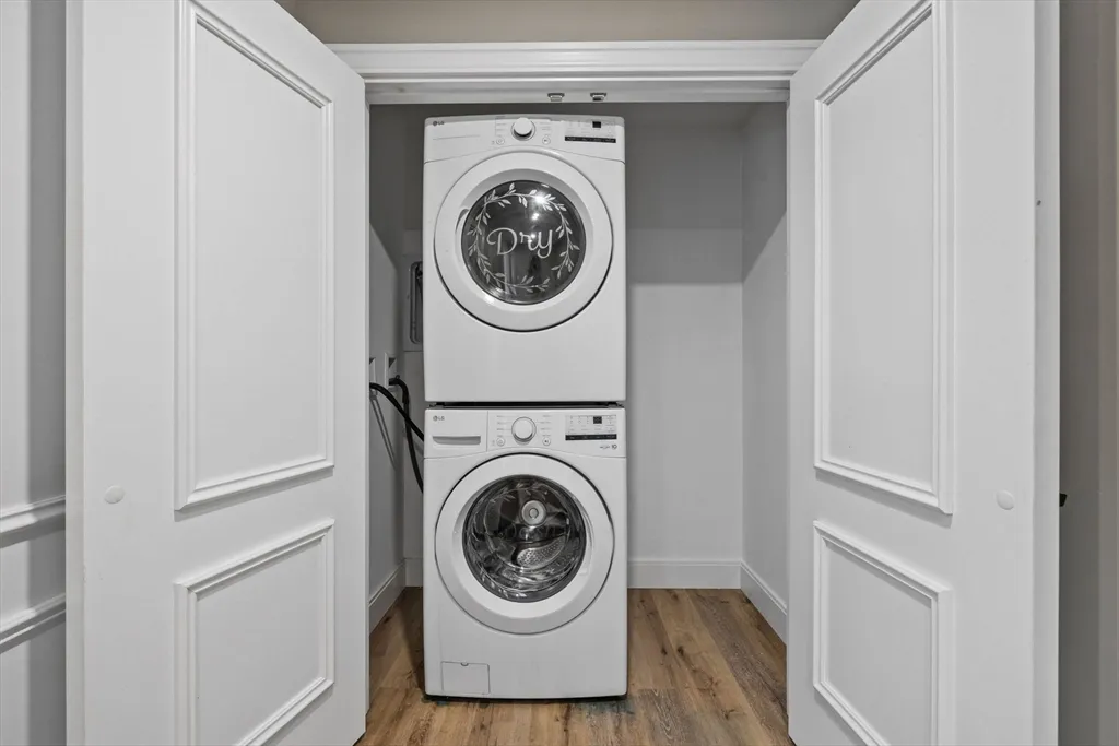 2 bed, 2 bath apartment for rent at 3 Burke Ln Unit 203, Wellesley — photo 15 of 23