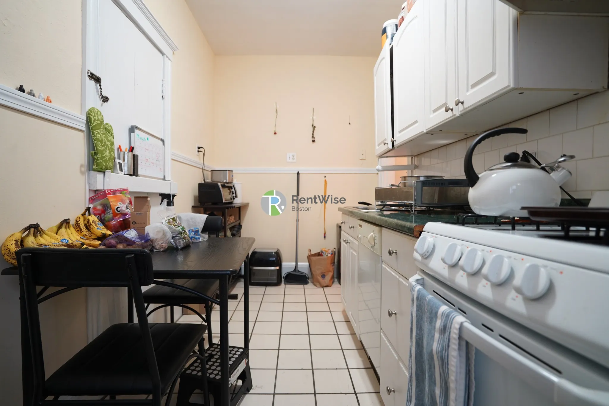 2 bed, 1 bath apartment for rent at 3 Carol Ave Unit 1, Brighton — photo 14 of 22