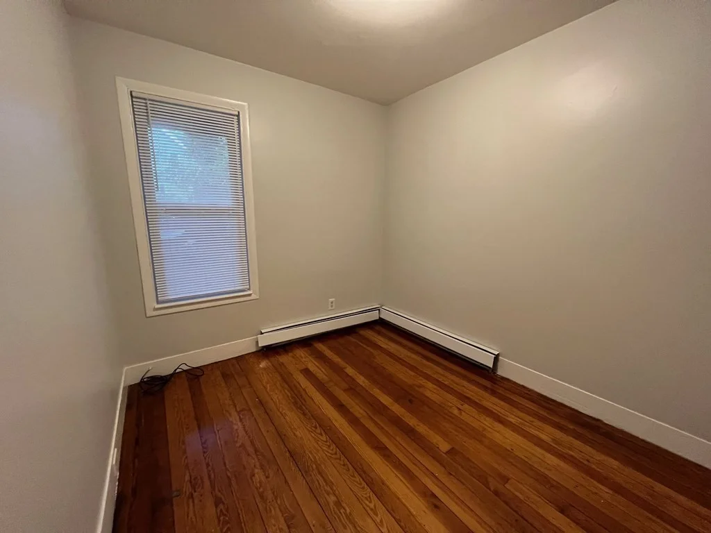 3 bed, 1 bath apartment for rent at 3 Carson St Unit 1, Dorchester — photo 2 of 14