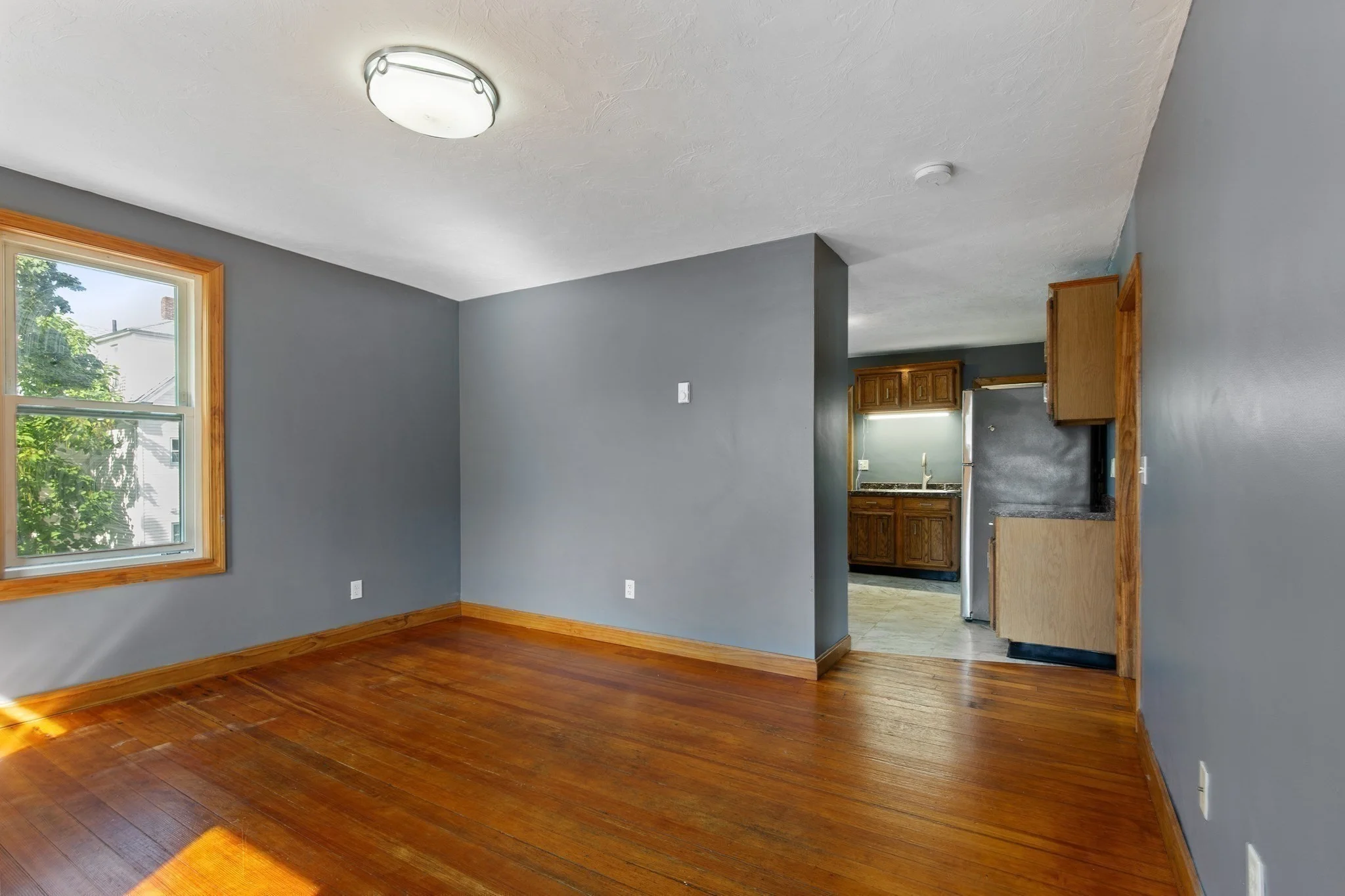 2 bed, 1 bath apartment for rent at 3 Church Ave Unit 2, Taunton — photo 5 of 15