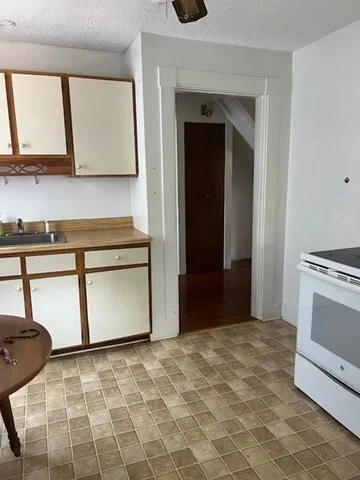 1 bed, 1 bath apartment for rent at 3 Church St Unit 3, Shirley Center — photo 3 of 9