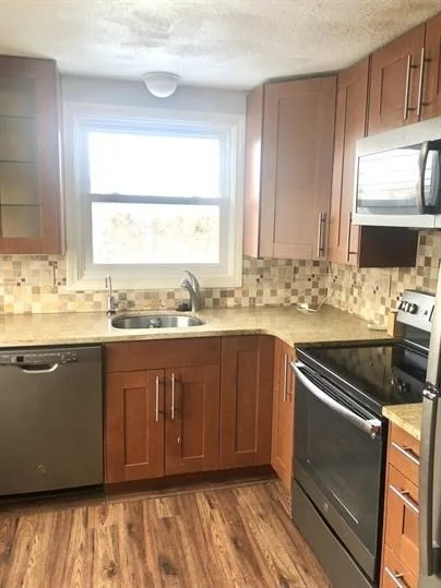 3 bed, 1 bath apartment for rent at 3 Circuit Ln Unit 3, Watertown — photo 8 of 28