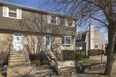 3 bed, 1 bath apartment for rent at 3 Circuit Ln Unit 3, Watertown — photo 26 of 28