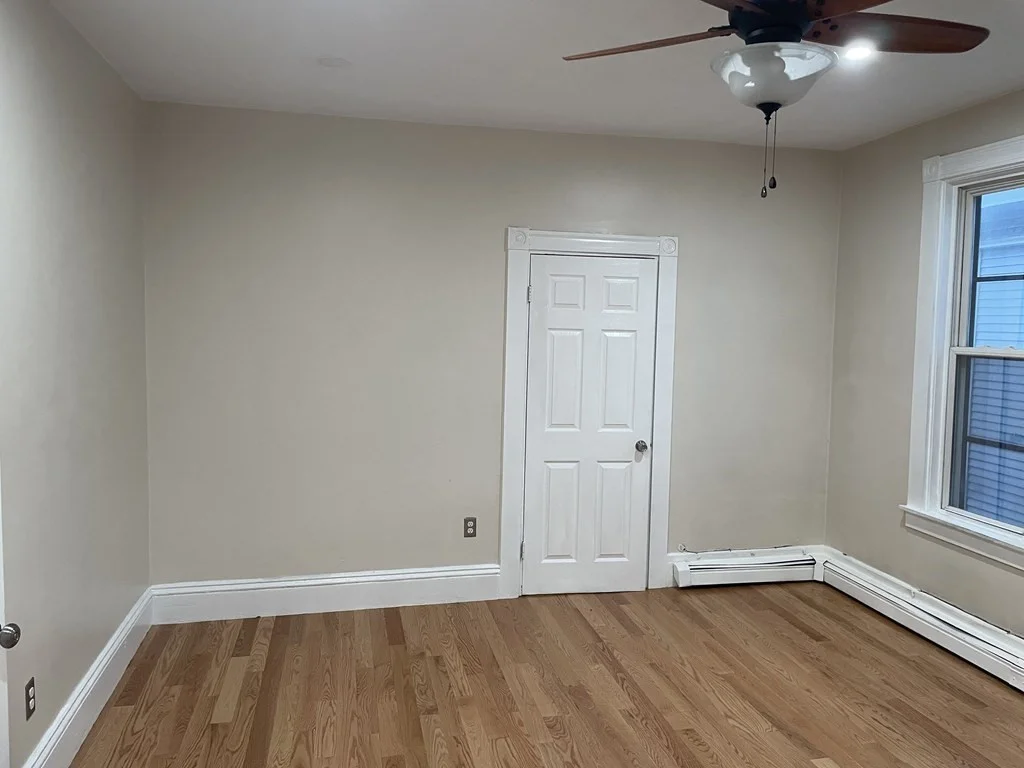 3 bed, 1 bath apartment for rent at 3 Circuit Sq Unit 3, Roxbury — photo 3 of 8
