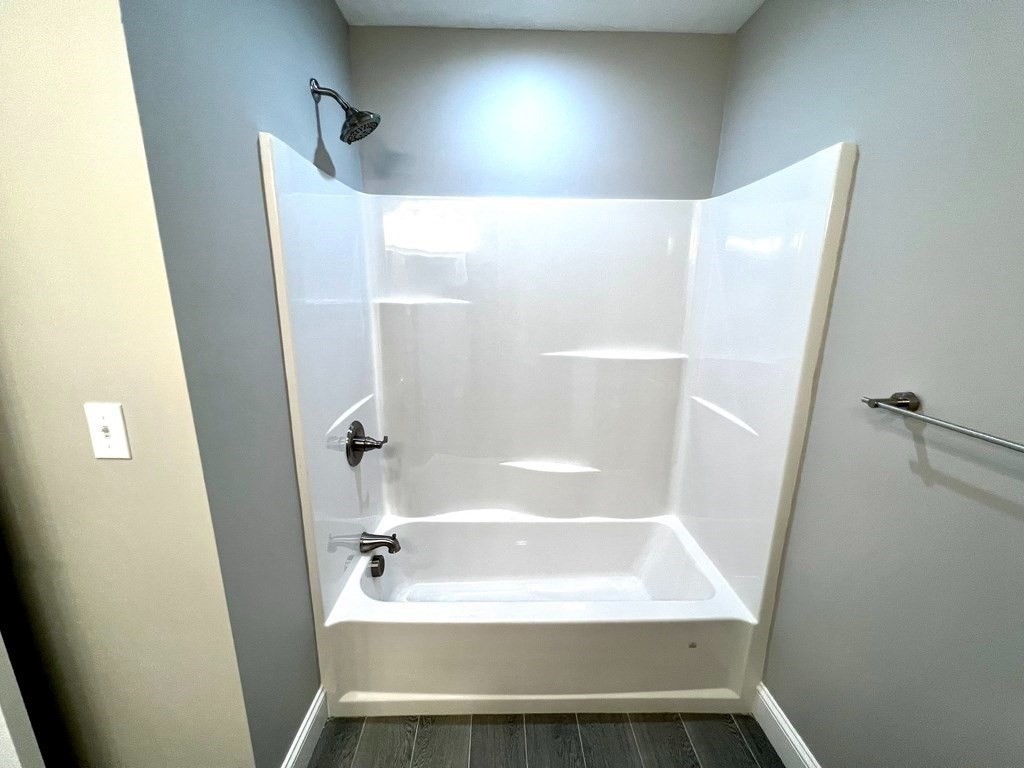 3 bed, 2 bath apartment for rent at 3 Clarence Unit 1, Worcester — photo 14 of 19